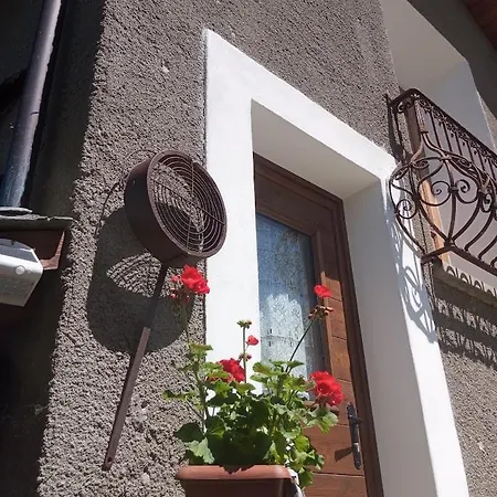 Rosina House E * Колико