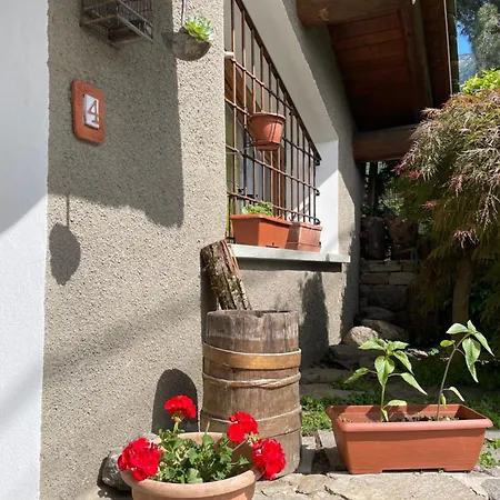 Pensión Rosina House E Colico