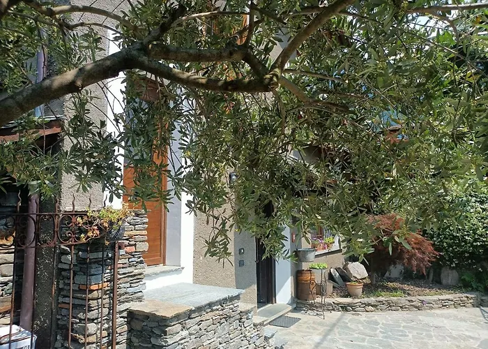 Rosina House E 3*